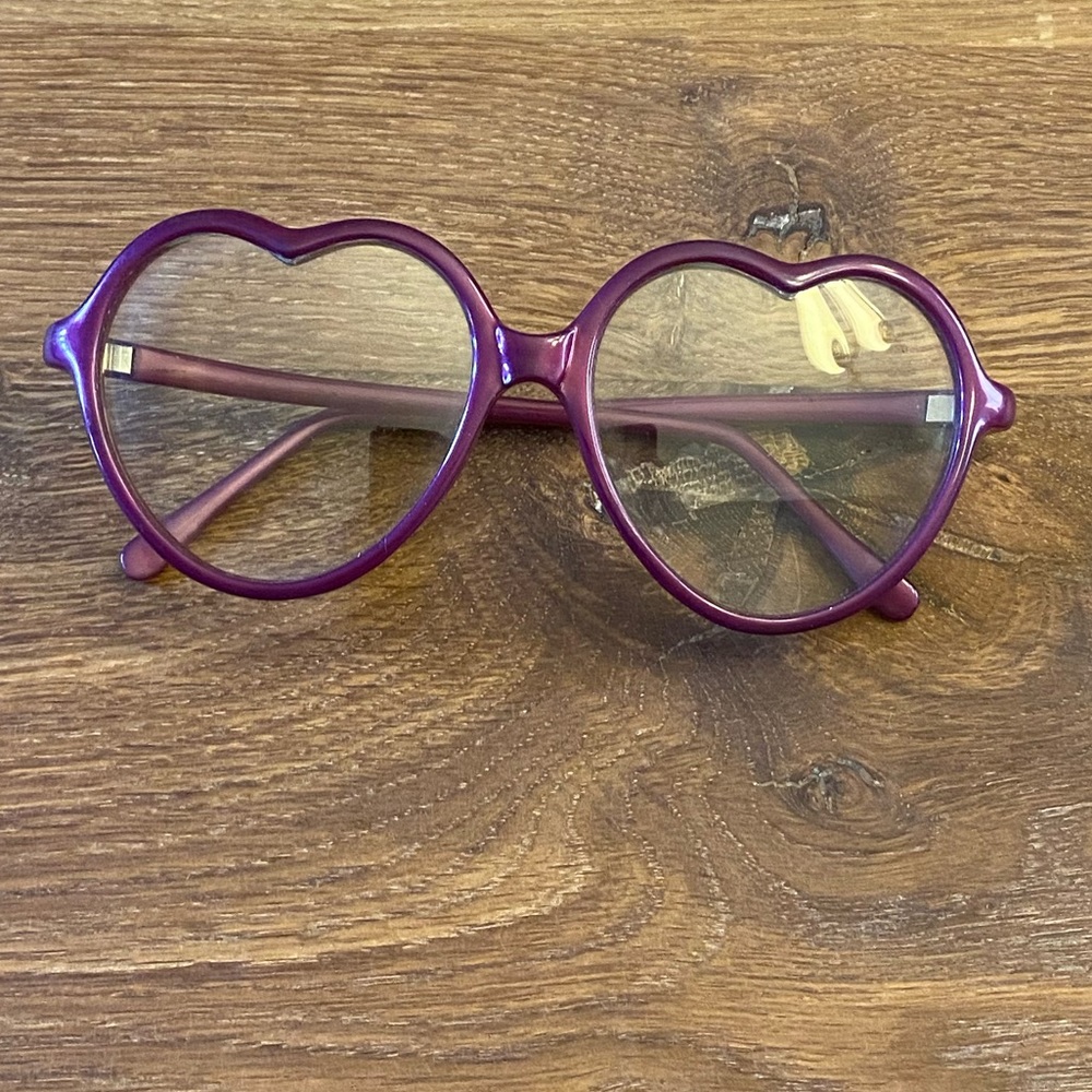 Vintage heart shaped clear eyeglasses